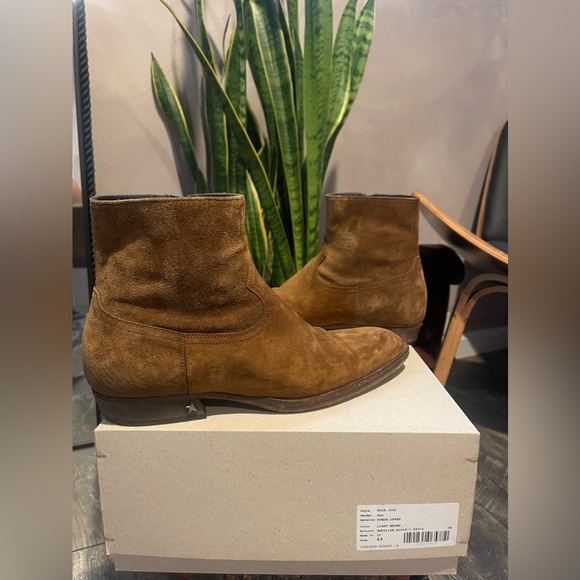 Golden Goose “ROCK JIMI” Boots - Picture 2 of 2